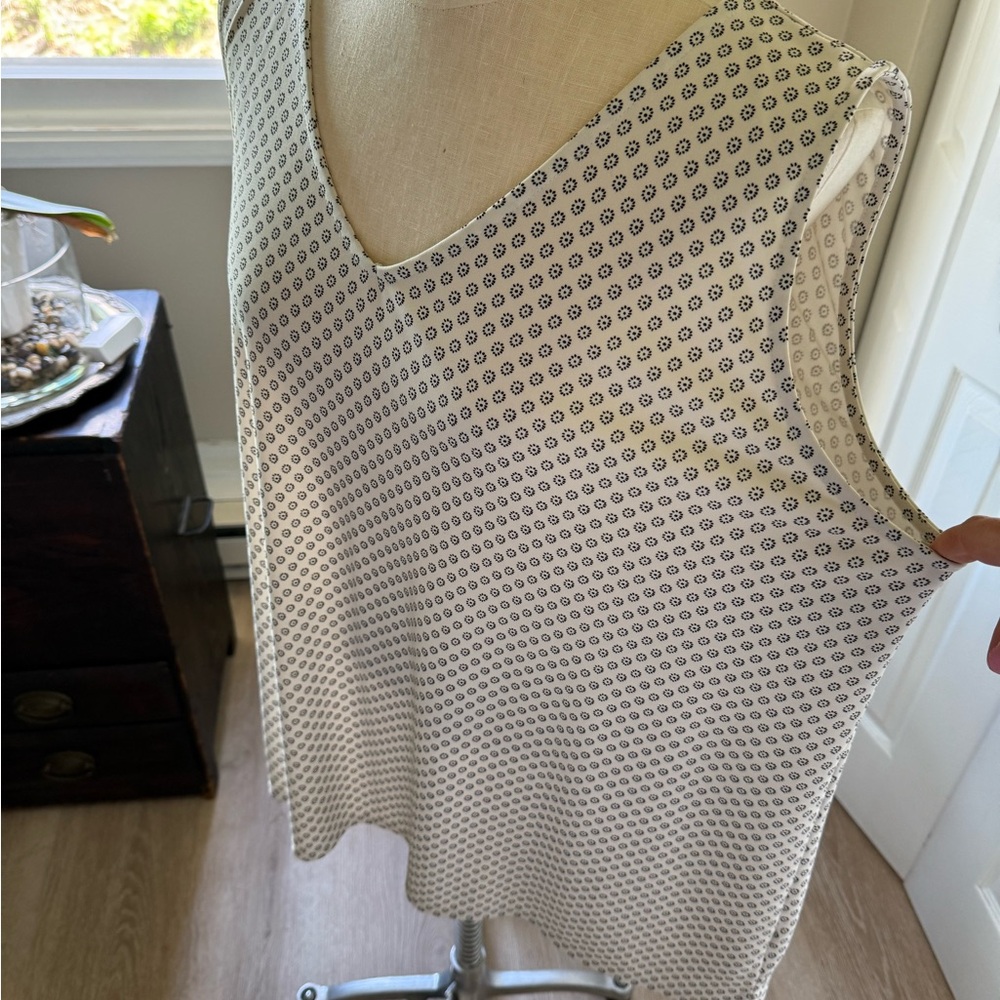 Talbots Cream Sleeveless  Tank Top
